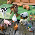Load image into Gallery viewer, Felt Farm Animals Toy Set