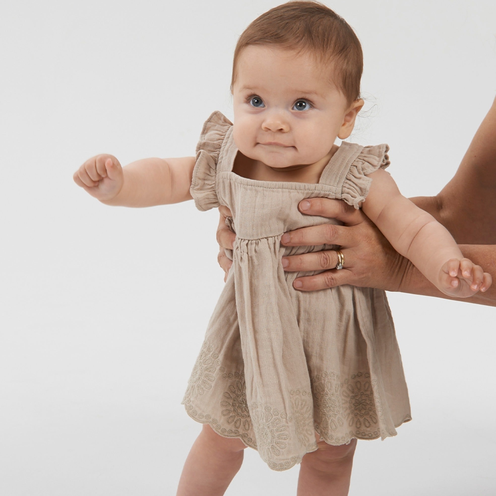 Muslin Charlotte Dress Sleeveless | Oat