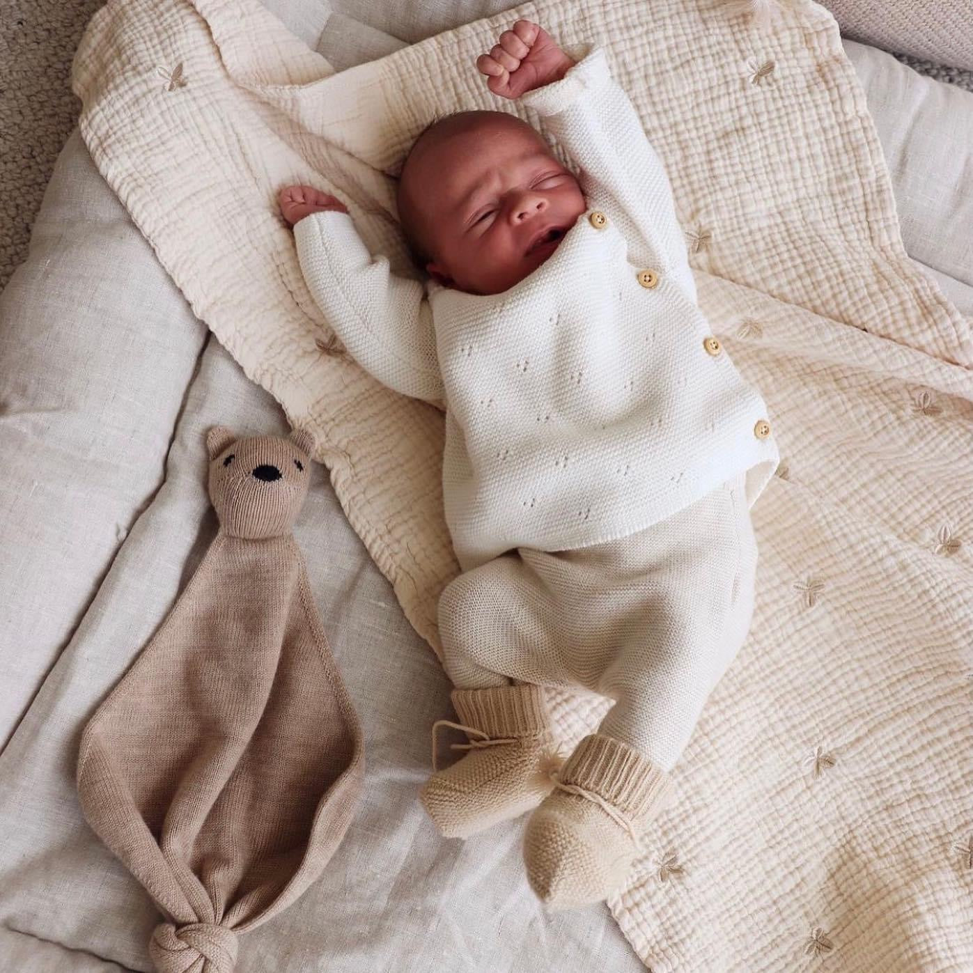 Newborn Sleep Tips With Sleep Consultant Eva Beke from The Sleepy Little Bubs