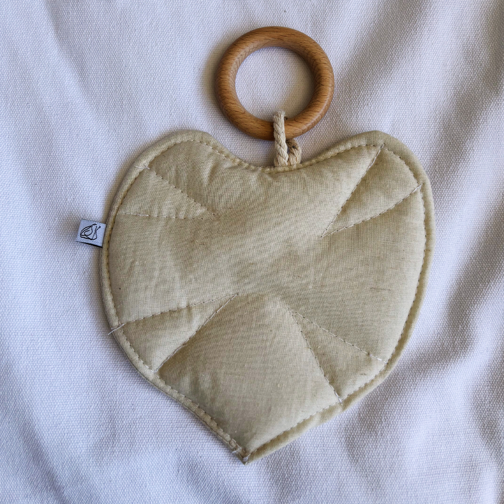 Hanging Crinkle Leaf