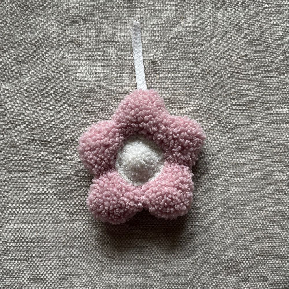 Hanging Rattle Flower