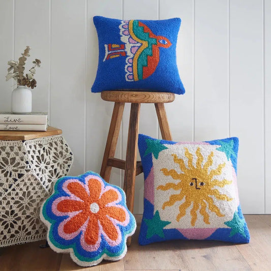 Wool Hook Cushion | Flower Vibe - Stina's Style