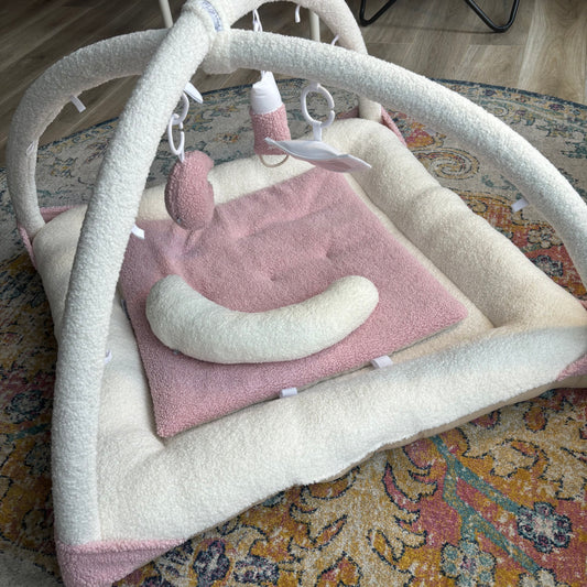 EOFY Activity Play Mat | Cloud & Pink