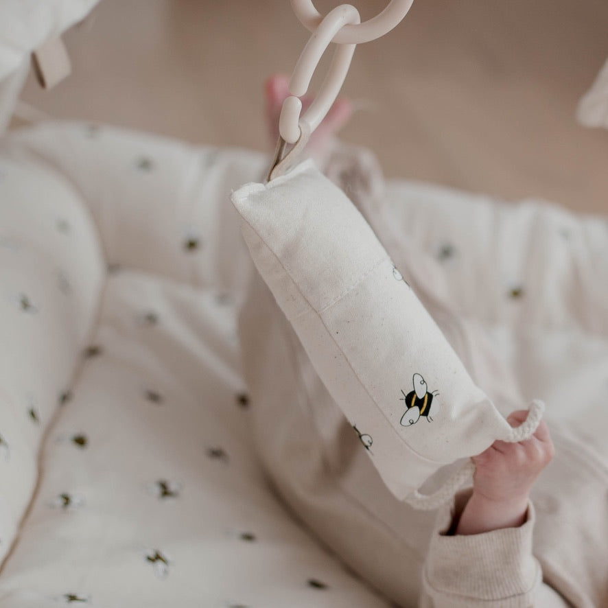 Activity Play Mat | Natural Bee