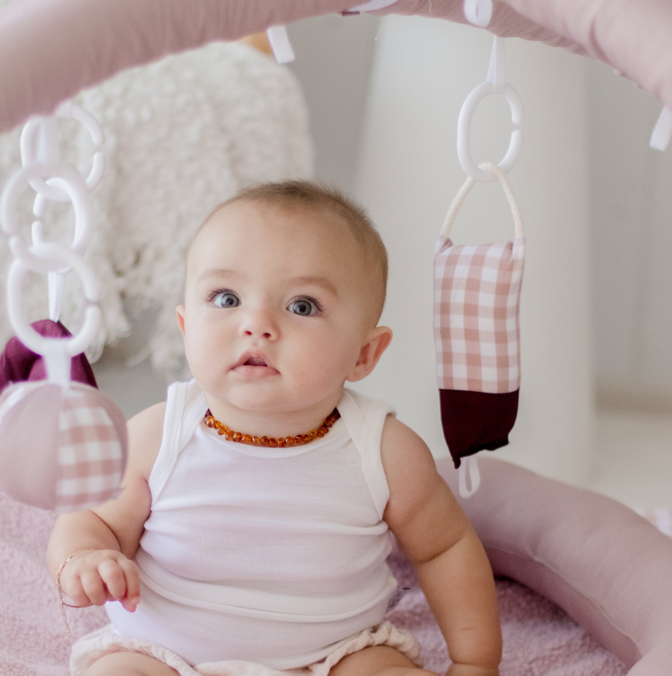 Hanging Jingle Column Toys