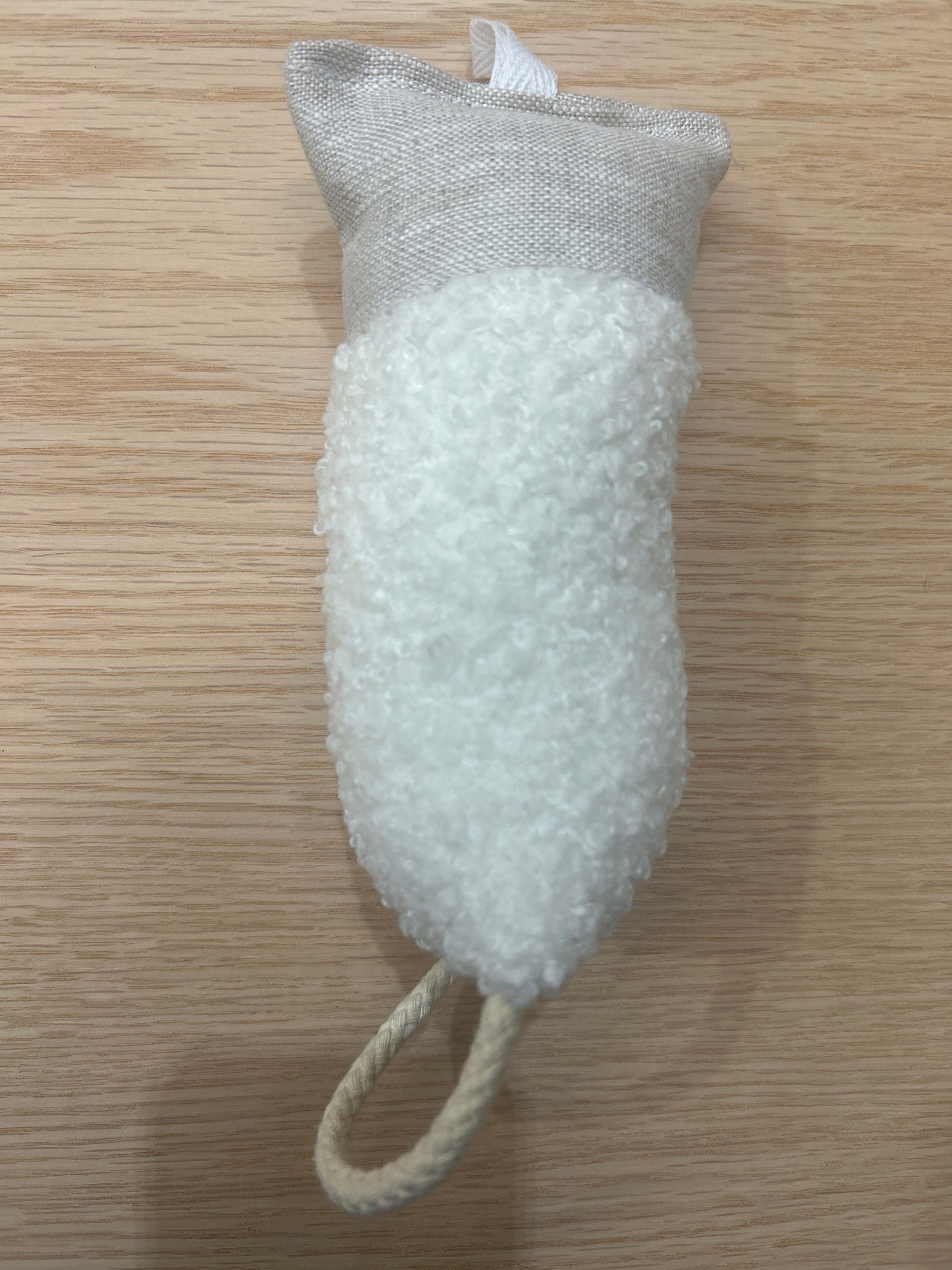 SALE - Hanging Jingle Column Toys