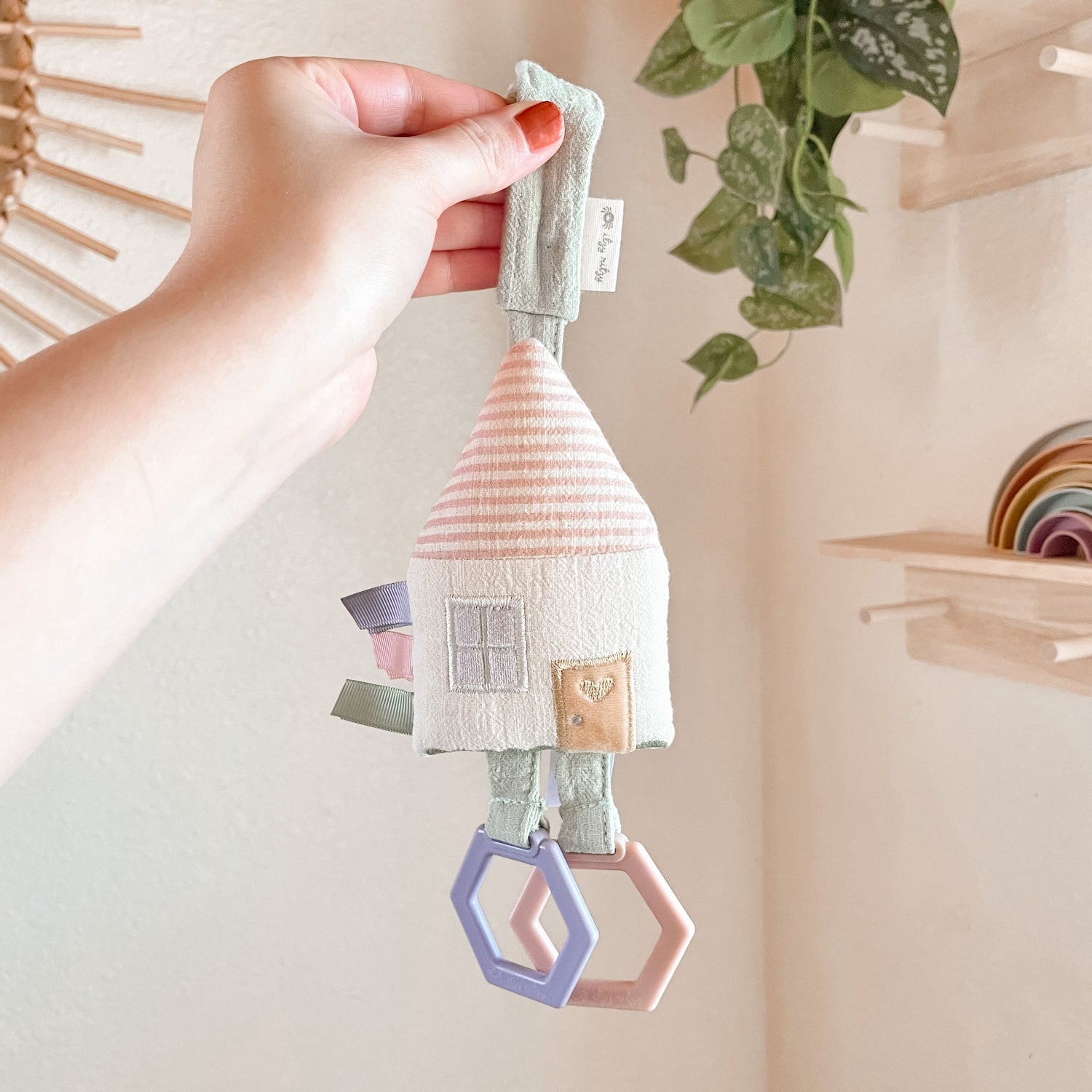 Jingle Attachable Travel Toy | Cottage