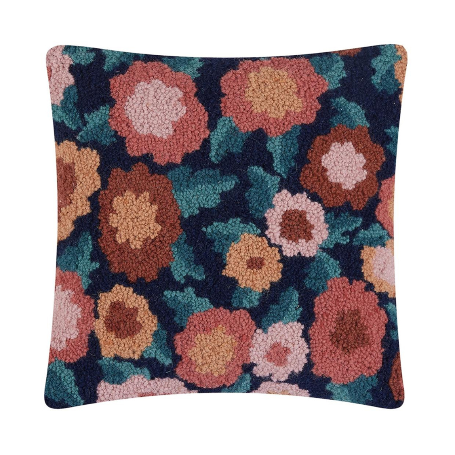 Wool Hook Cushion | Suzy
