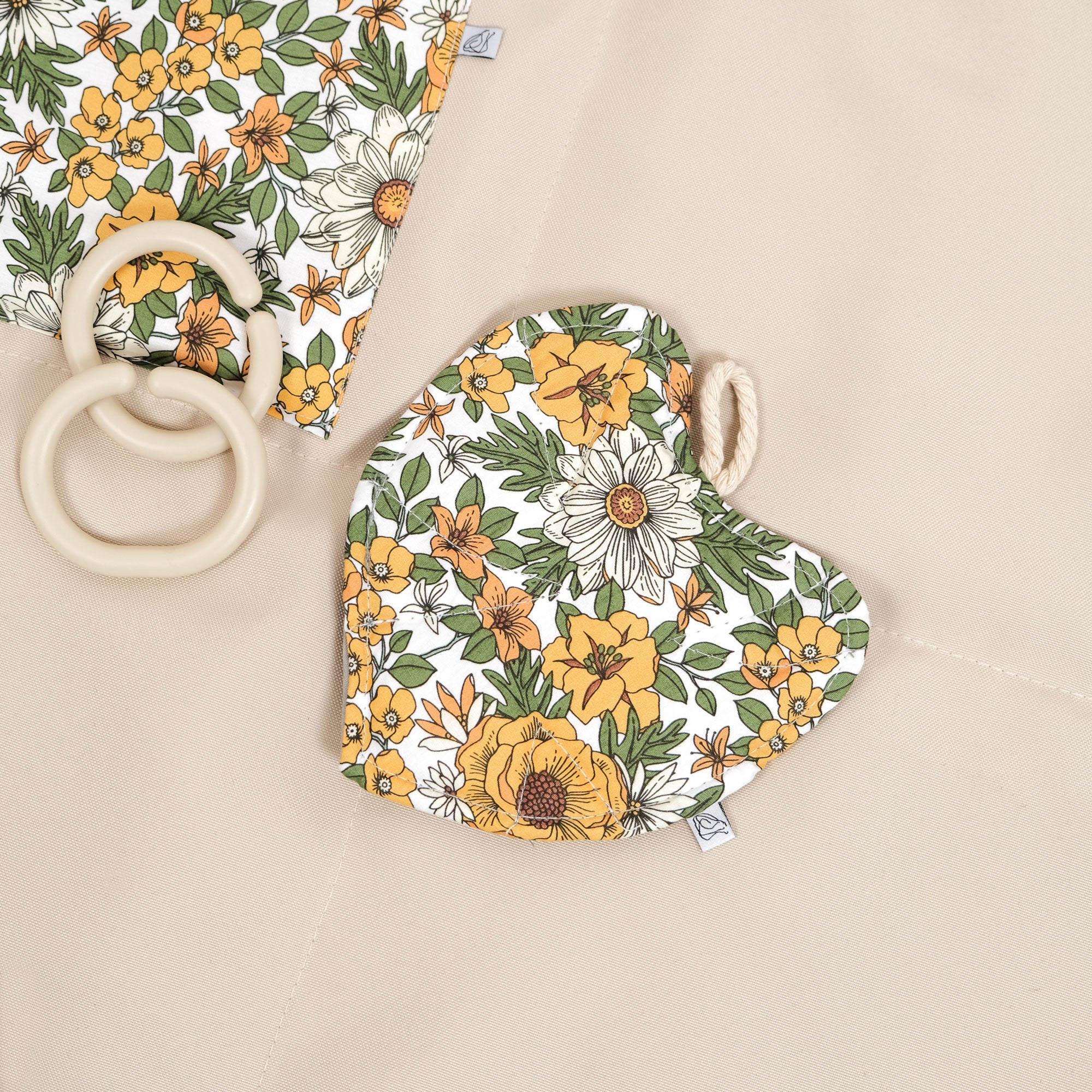 Round Water Resistant Travel Mat Bundle | Vintage Floral