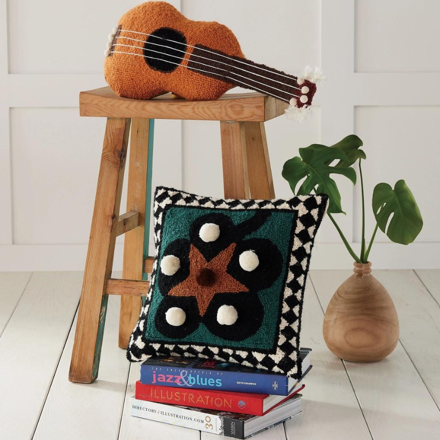 Wool Hook Cushion | Ukelele