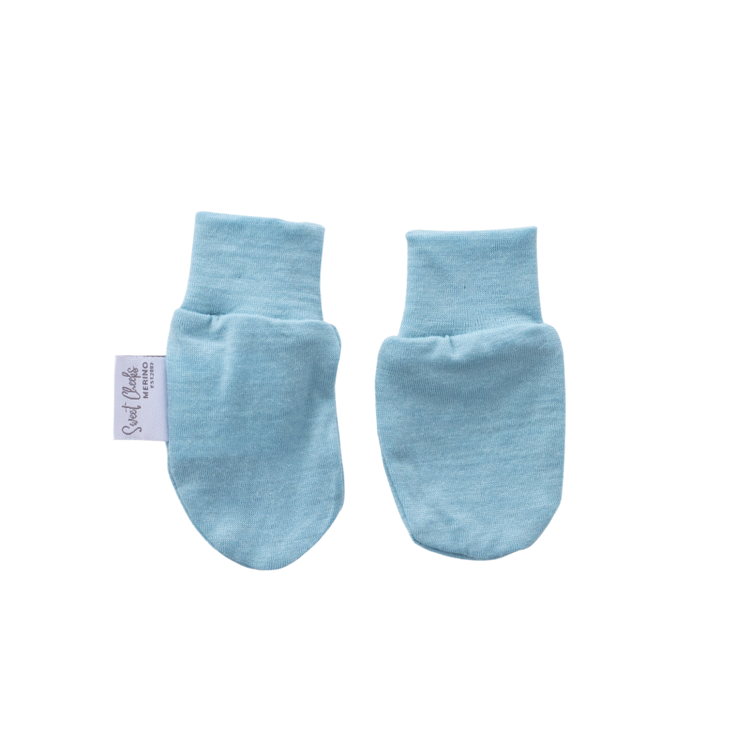 Newborn Merino Mittens | Sky Blue